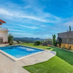 Stunning Home In Tordera With Wifi
