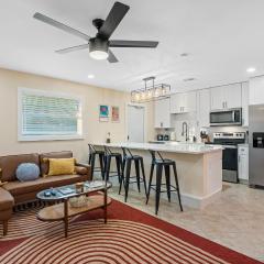 The Shark Tank Cocoa Beach - Retro Florida, Downtown, 5-Min Walk to Beach, Shops & Bars