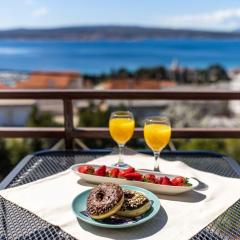 Modernes Apartment mit traumhaften Meerblick, nur 400 Meter zum Strand