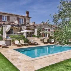 Atemberaubende Finca mit Bikes, Salzwasserpool, Meerblick, Spielplatz, Lounge-Bereich