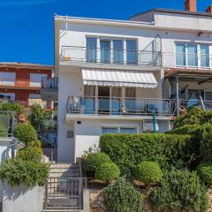 Lauschiges Studio nur 450 Meter zum Sandstrand mit privater Terrasse