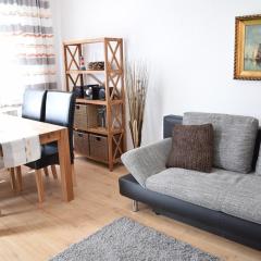 Die 2 Zimmerwohnung mit Balkon liegt in der 1 Etage und ist ideal für 2 bis 3 Personen