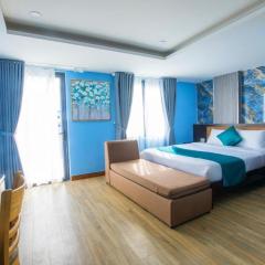 Blue Ocean Beachside Hotel Danang
