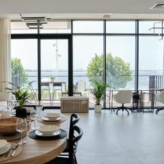 Beachfront Townhouse SEA BREEZE