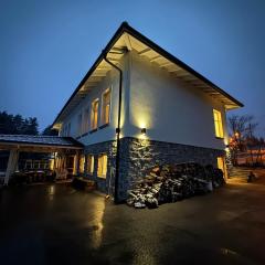 Villa The Old School Plana with Hot Pool & SPA by BookVillaBG