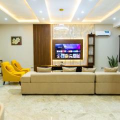 Calini Luxury 2 Bedroom Flat - Sunflower Escape