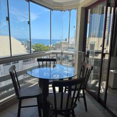 Apartamento para 4 pessoas a 50m da Praia dos Ingleses com Vista para o MAR