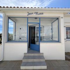 Grande maison 3 chambres, terrasse sud, proche plage et commerces, parking privé - FR-1-540-170