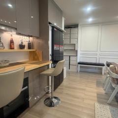 Vinhome Grandpark TPHCM Vietnam Masteri Centre Point Luxury Apartment with Adventure at Your Doorstep - Amusement Park & Poolside Comfort!