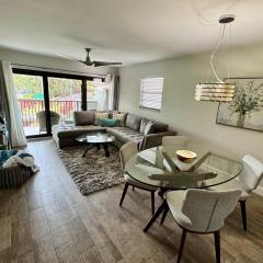 Near Beach-Pool-PickelBall-Tennis-Gym-Restaurant