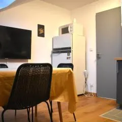 Studio cabine cosy pour 3, proche des pistes de ski Pyrénées 2000 - FR-1-592-74