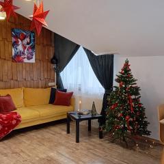 GONTA kottage, ЧАН - ДЖАКУЗІ тераса, вихід в гори