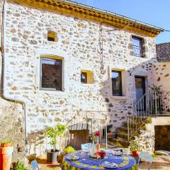 Beautiful Home In Rochessauve With Wifi