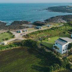 Jeju Bada Neomur House