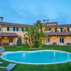 Villa Polistena by MMega