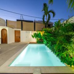 Darina - Brand-New Villa Just Minutes from the Beach with a Huge Pool