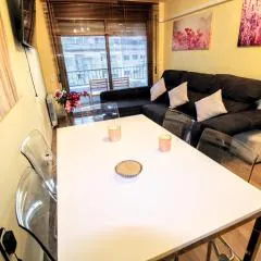 Cosy and Sunny apartment near Barcelona