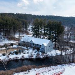 Riverhouse by Weekender formerly Jack Daniels Inn