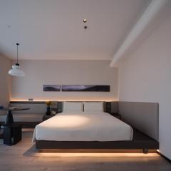 Atour Hotel Dalian Zhongshan Plaza Lu Xun Road