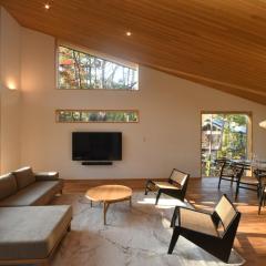 Iora - Newly built Japandi style luxury chalet