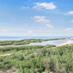 Beachfront condo with views of beach, pool and grill