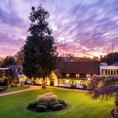 Sunday Box Hill Burford Bridge Hotel