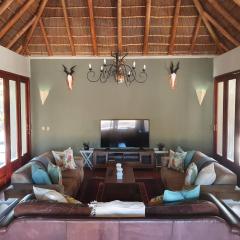 Zebula Golf and Wildlife Estate - Kudu's Bark Pax 12 - Moi Signature Luxury villa