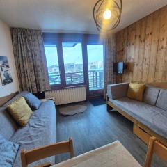 Appartement accueillant et lumineux Proche des pistes et des commerces Balcon - FR-1-502-322