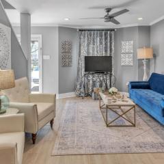 Elegant condo Two ensuite baths with gourmet kitchen near Mall of LA & LSU Top restaurant venues