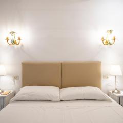 The Luxor Suites - Capponi