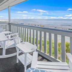 Oceanfront Condo with Pool Access in Surfside Beach!