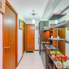 Cozy and Nice 2BR Apartment at Maple Park Sunter By Travelio