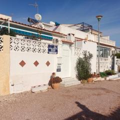 Charming Bungalow in Torrevieja Near La Mata Natural Park