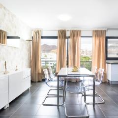 ニュー アパートメント センター ロス クリスティアーノス（New apartment center Los Cristianos）