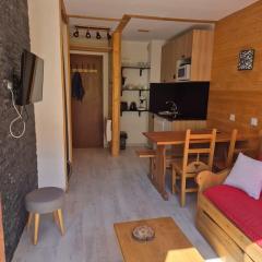 HB 1613 - Beau T2, 5pers, ski aux pieds