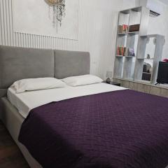 Dori's Vollga Apartment by Bohem Rentals