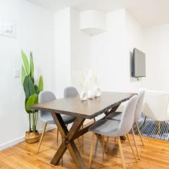 49-3B Newly renovated 2BR WD Midtown East