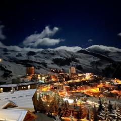 Terrasse, vue imprenable et accès direct pleine nature, votre refuge idéal