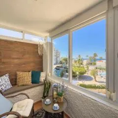 Charming Coastal Apartment in Playa Honda