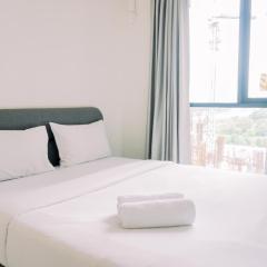 Warm and Simply Studio Room Sky House Alam Sutera Apartment By Travelio