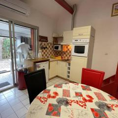 Maison 2 pièces mezzanine 6 couchages SC105-019