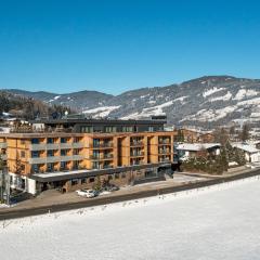 AlpenParks Hotel & Apartment Taxacher