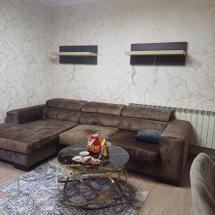 Апартаменты у Crescent Mall