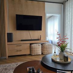 308 Bridgewater One - Two Bedroom Apartment with Park Views