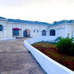 Grand Sunset Luxury Guest House with Mountain and Seaview - 5 bedroom - Jamaica, St Elizabeth, Junction