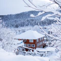 Marina Drung Waterfall By Stay Pattern