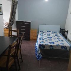 London House- 1Bed-Pet Friendly- Tv