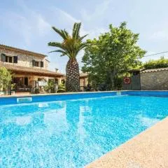 Gemütliches Ferienhaus in Alar mit Privatem Pool