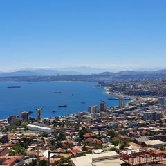 Amplio Departamento para 6 personas, 3 dormitorios, 2 baños , con wifi, Netflix, arriendo por día