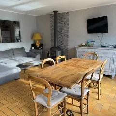 Le Rivage, Maison avec jardin proche de la mer